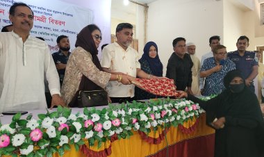 অসহায় দুস্থ পরিবার পেল প্রধানমন্ত্রীর ঈদ উপহার 