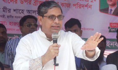 শাহজাহানপুরে নির্মাণাধীন ব্রিজ ১৫ দিনের মধ্যে চালুর নির্দেশ প্রতিমন্ত্রীর