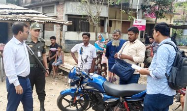 গোমস্তাপুরে ভ্রাম্যমান আদালতে ১১ মোটরসাইকেল চালককে জরিমানা