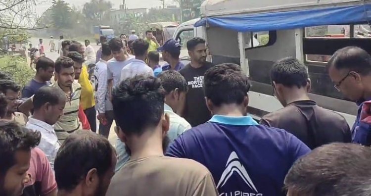 নওগাঁয় সড়ক দুর্ঘটনায় মোটরসাইকেল আরোহী নিহত