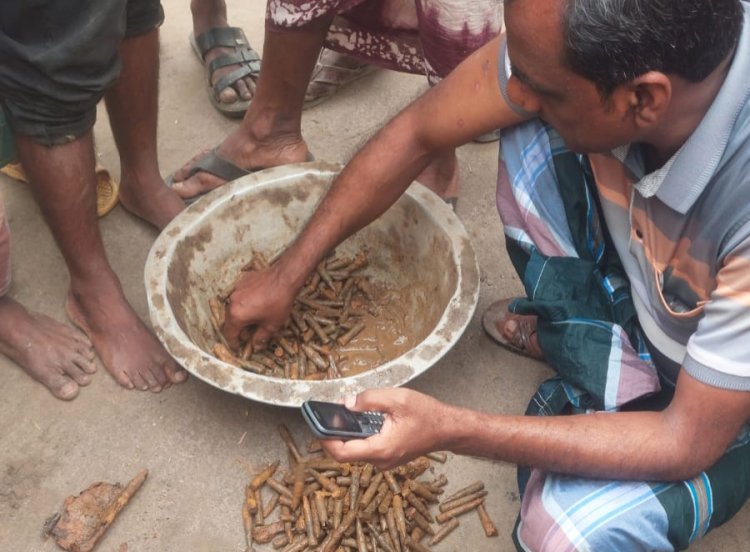 নওগাঁয় ৩২৫ রাউন্ড থ্রি নট থ্রি রাইফেলের গুলি উদ্ধার