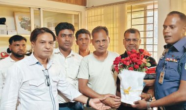 নিয়ামতপুরে নবাগত ওসির সাথে সাংবাদিকদের মতবিনিময় সভা