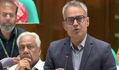 ‘গণপরিবহনে ভাড়া নিয়ে যাত্রীদের বিভ্রান্তি দূর করতে বড় উদ্যোগ নিচ্ছে সরকার’