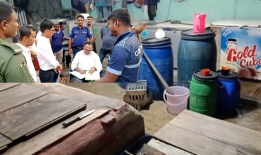 বুড়িচংয়ে ভেজাল আইসক্রিম কারখানায় অভিযানে জরিমানা