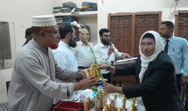 নওগাঁয় নবীন আইনজীবীদের সংবর্ধনা 