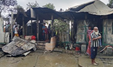 বুড়িচংয়ে অগ্নিকাণ্ডে দুই বসতঘর পুড়ে ছাই : প্রায় ১৫ লাখ টাকার ক্ষতি