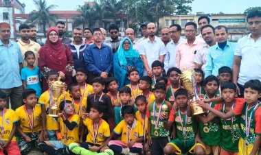Final of the primary school Gold Cup football tournament in Niamatpur