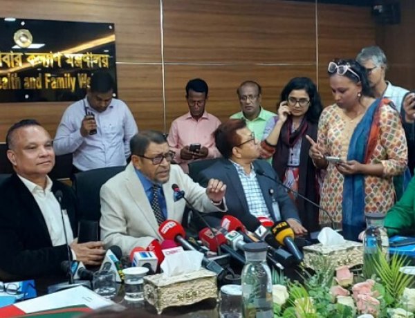 আগামী রবিবার থেকে হামের টিকা দেওয়া শুরু হবে-স্বাস্থ্যমন্ত্রী