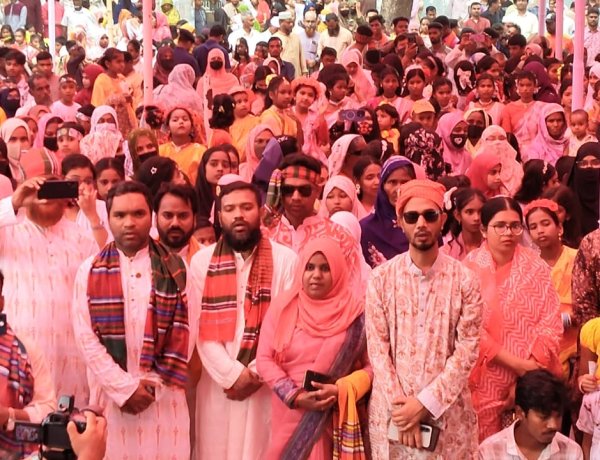 পুরানো গ্লানি মুছে নতুনের আহ্বানে"নিয়ামতপুরে বৈশাখী শোভাযাত্রা