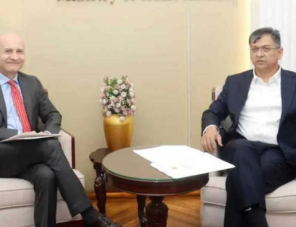 স্বরাষ্ট্রমন্ত্রীর সঙ্গে ইতালির রাষ্ট্রদূতের সাক্ষাৎ