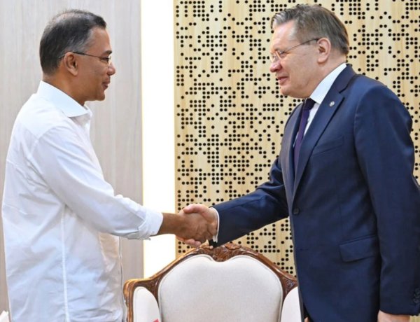 প্রধানমন্ত্রীর সঙ্গে রোসাটম মহাপরিচালকের সৌজন্য সাক্ষাৎ