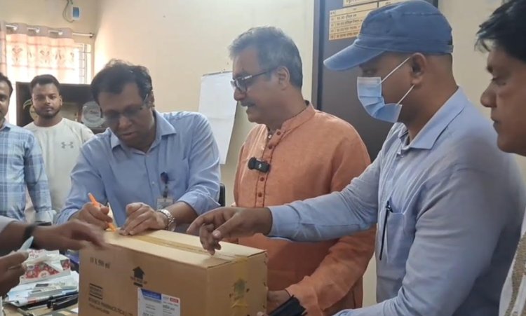 চাঁপাইনবাবগঞ্জ জেলা হাসপাতালে হামের ওষুধ বরাদ্দ দিলো জেলা পরিষদ