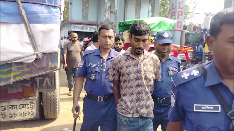 চুয়াডাঙ্গায় তেল পাম্পে বিশৃঙ্খলা করার অপরাধে যুবকের কারাদন্ড