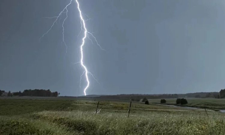 কোন কোন অঞ্চল বজ্রপাতের জন্য ঝুঁকিপূর্ণ