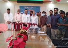 চাঁপাইনবাবগঞ্জ সদর হাসপাতালে রুগীদের সহায়তায় স্বপ্নের বিভিন্ন সামগ্রী প্রদান