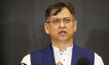 নিরপরাধ কেউ যেন হয়রানির শিকার না হয় : পুলিশকে স্বরাষ্ট্রমন্ত্রী