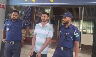 নাটোরে গ্রীন ভ্যালি পার্কে বিদেশি নাগরিক হয়রানি, টিকটকার গ্রেপ্তার