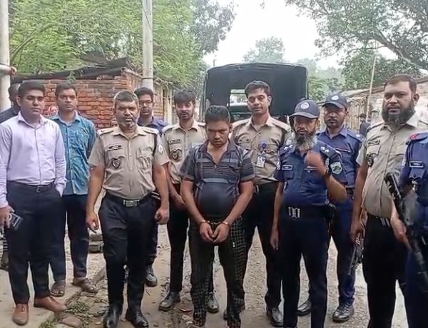 চাঁপাইনবাবগঞ্জে ট্রাস্কফোর্স অভিযানে হেরোইনসহ একজন গ্রেফতার