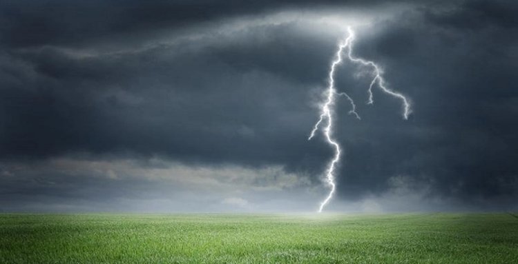 সুনামগঞ্জে বজ্রপাতে স্কুলছাত্রীর মৃত্যু 
