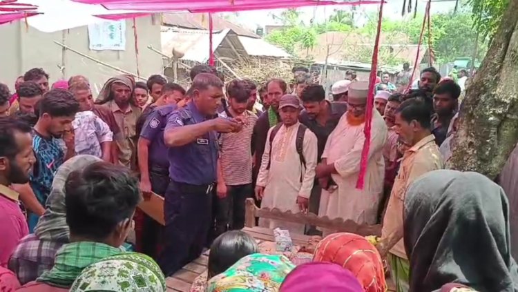চুয়াডাঙ্গায় রাস্তা পারাপারের সময় মায়ের সামনে প্রাণ গেলো সন্তানের