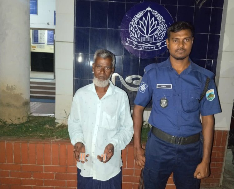 নিয়ামতপুরে মাদকসহ একজন গ্রেফতার 