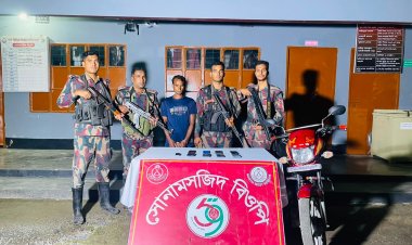 শিবগঞ্জে ভারতীয় মোবাইল ফোনসহ একজন আটক