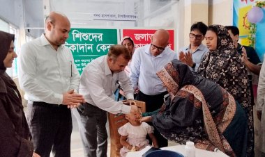 চাঁপাইনবাবগঞ্জে জাতীয় ভিটামিন ‘এ’প্লাস ক্যাম্পেইন উদ্বোধন
