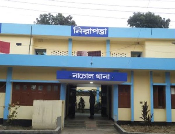 নাচোলে ভটভটি উল্টে চালকের মৃত্যু