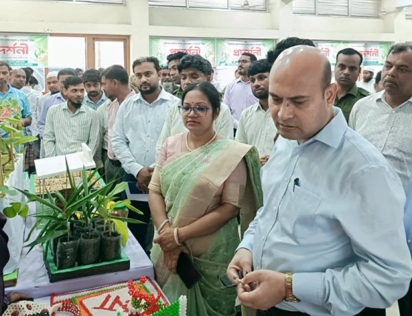 নাচেলে বিজ্ঞান উদ্ভাবনী সেমিনার ও প্রদর্শনীর উদ্বোধন