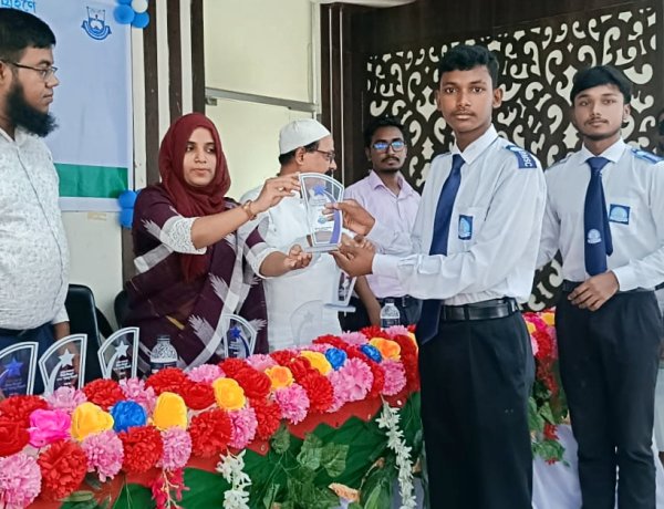 নাচোলে বিজ্ঞান উদ্ভাবনী প্রজেক্ট প্রদর্শনীর উদ্বোধন