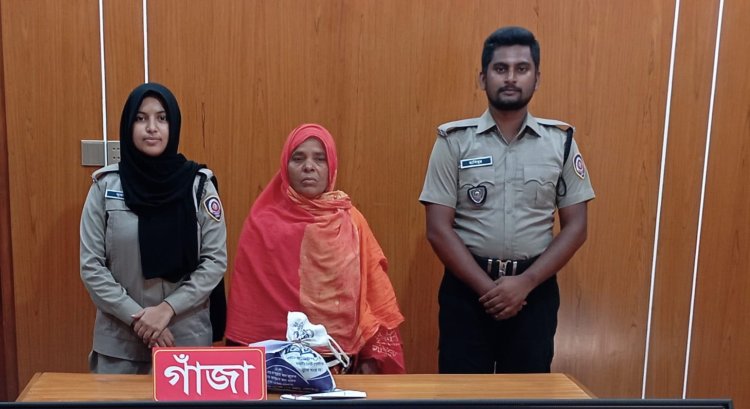 চাঁপাইনবাবগঞ্জে গাঁজাসহ নারী মাদক ব্যবসায়ী আটক