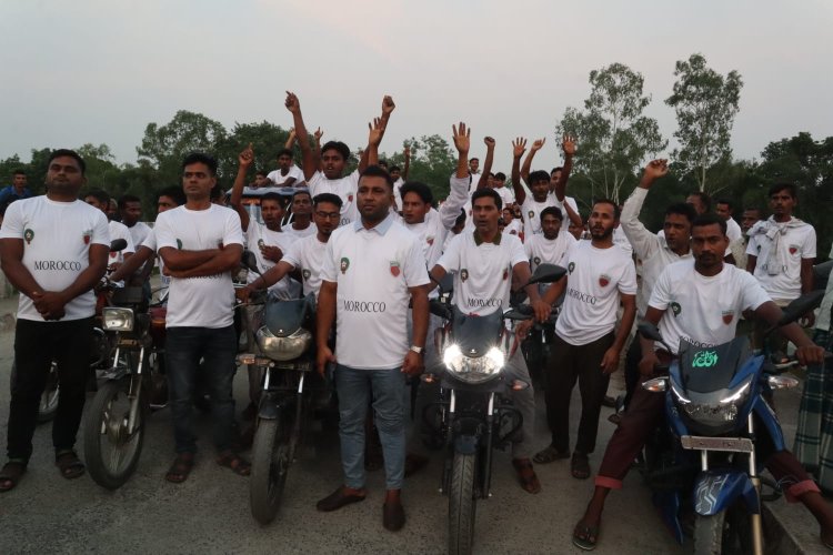 নওগাঁয় মুসলিম দেশ হিসেবে মরক্কো ফুটবল দলকে শুভেচ্ছা জানিয়ে মোটরসাইকেল শোভাযাত্রা 
