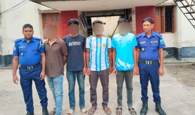 ভোলাহাটে ৪জন মাদকসেবী গ্রেফতার
