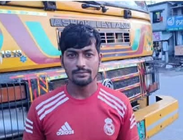 দুমকিতে ঘুষের ফাঁদে টোলকর্মীর চাকরি শেষ