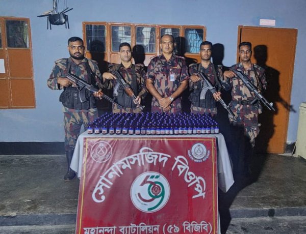 শিবগঞ্জে ভারতীয় নেশাজাতীয় সিরাপ জব্দ
