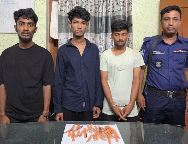 কুমিল্লায় মাদকসহ তিনজন গ্রেফতার