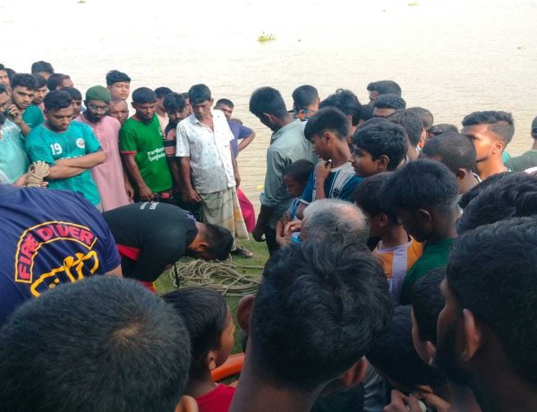 চাঁপাইনবাবগঞ্জে মহানন্দা নদীতে গোসলে নেমে স্কুলছাত্র নিখোঁজ
