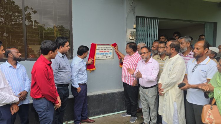 আমি আপনাদের সেবক,সবসময় আপনাদের পাশে থাকতে চাই-স্নেহাংশু সরকার কুট্টি  ‎