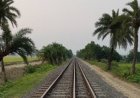 চাঁপাইনবাবগঞ্জে ট্রেনের ধাক্কায় অজ্ঞাত তরুণীর মৃত্যু