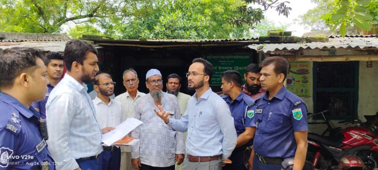 চাঁপাইনবাবগঞ্জে অতিরিক্ত দামে সার বিক্রি করায় ডিলারকে জরিমানা